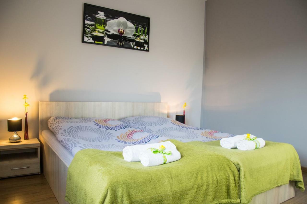 Pokoje Staromiejski Uniejów Exterior foto