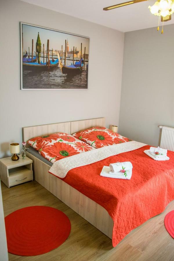 Pokoje Staromiejski Uniejów Exterior foto